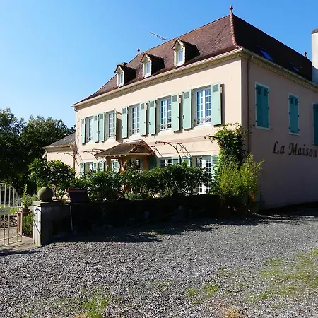 La Maison De Navarre Alojamento de Acomodação e Pequeno-almoço 2*