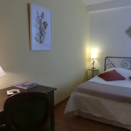 La Maison De Navarre Alojamento de Acomodação e Pequeno-almoço Sauveterre-de-Bearn