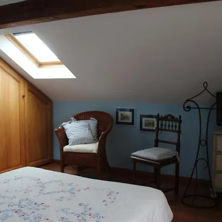 La Maison De Navarre 2* Sauveterre-de-Bearn